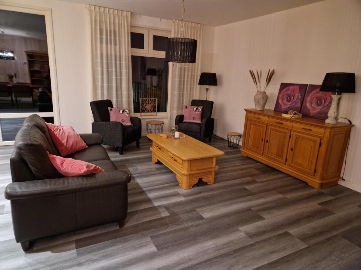 B&B Gewoon Prins Wichmond Bagian luar foto