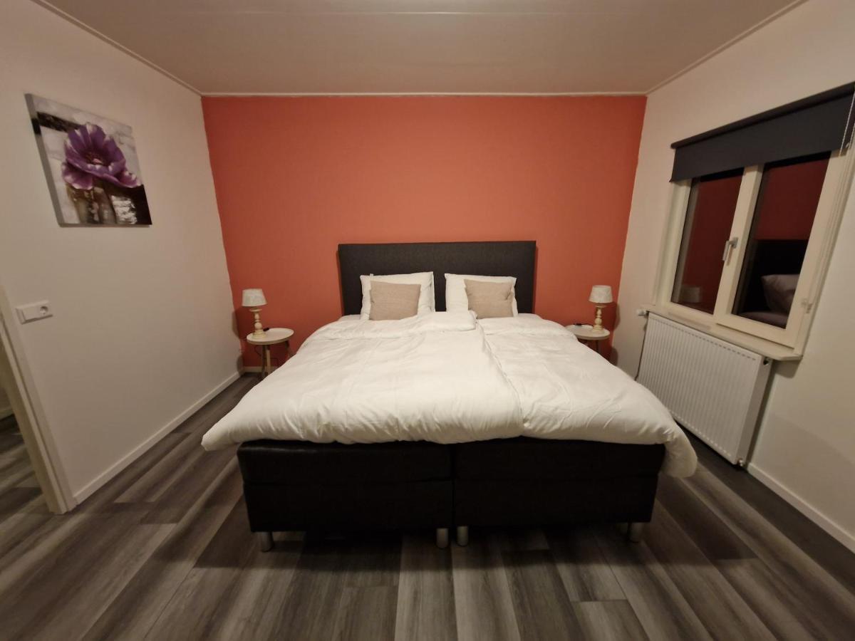 B&B Gewoon Prins Wichmond Bagian luar foto
